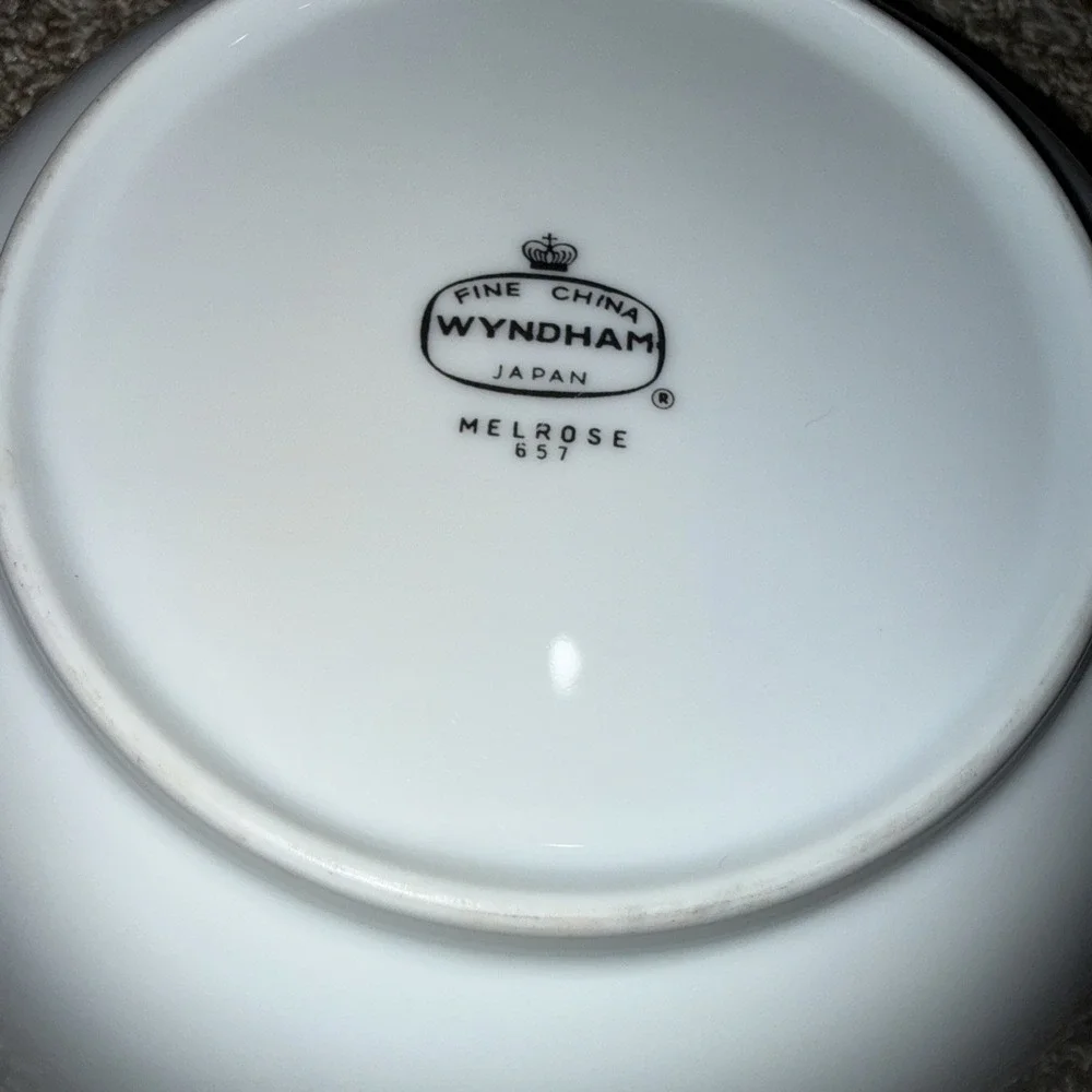 VINTAGE WYNDHAM FINE CHINA MELROSE 657 JAPAN 4 SALAD/SOUP BOWL 7